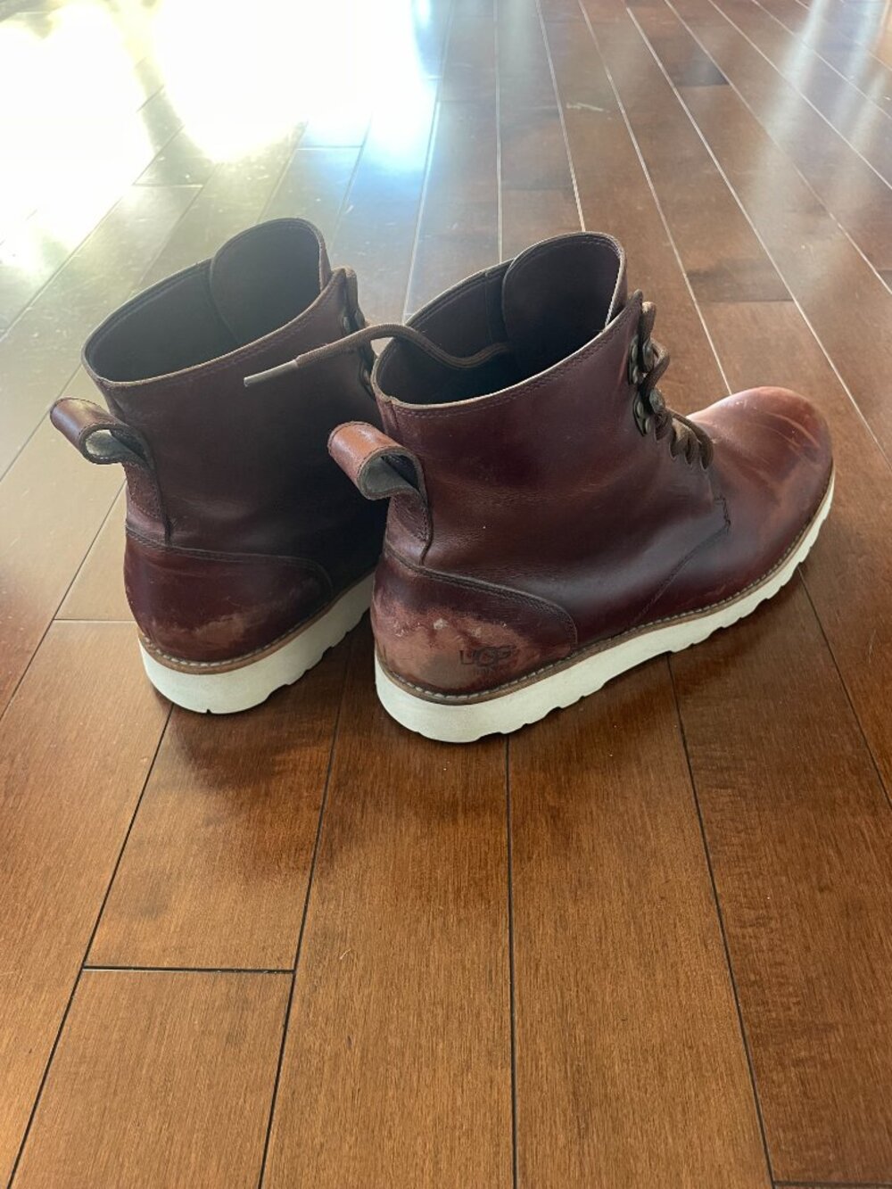 UGG Men's Ritter Boot - Picture 5 of 8